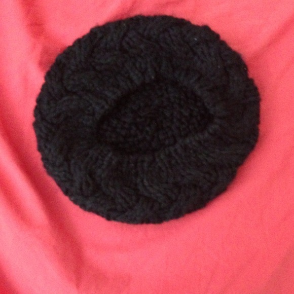 ❌SOLD❌ Black Knit Hat