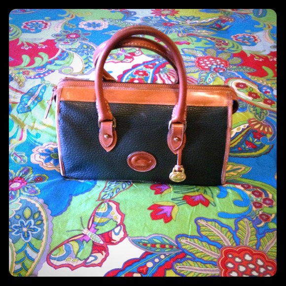 DOONEY & BOURKE  handbag with matching wallet - Picture 1 of 1