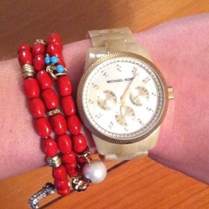 3 juicy bracelets