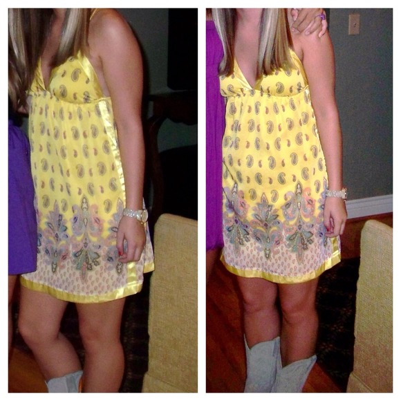 Yellow Dress with Paisley Print - Picture 1 of 3