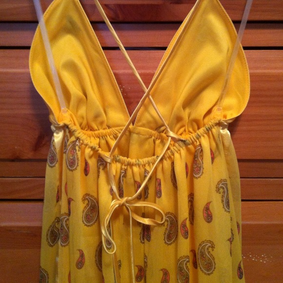 Yellow Dress with Paisley Print - Picture 3 of 3