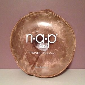 Brookstone N.A.P- travel pillow