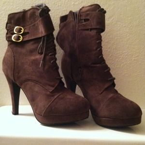 Super hot brown stiletto boots