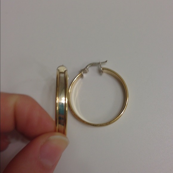 18k Gold hoop earrings, - Picture 2 of 3