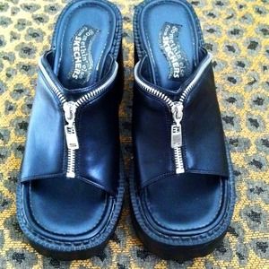 Chunky leather zip-up Sketchers