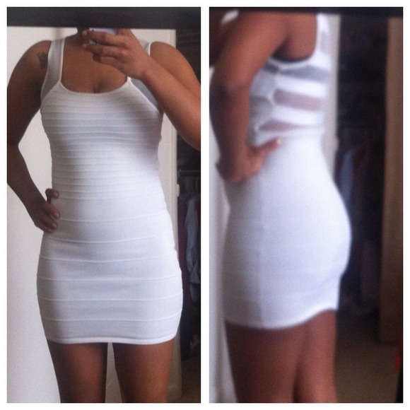 👗Arden B bodycon dress