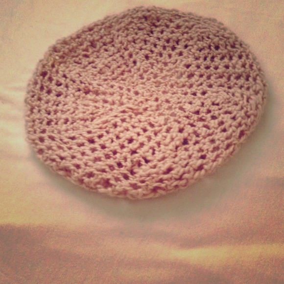 Knit hat - Picture 1 of 2