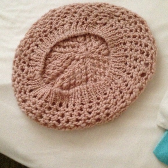Knit hat - Picture 2 of 2