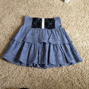 Adorable denim high waited skirt