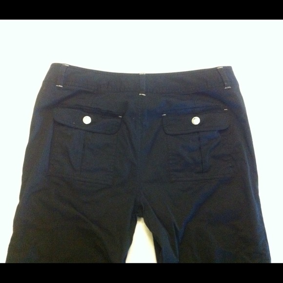 🎯Sold Bundle🎯Black Capri Pants - Picture 2 of 4
