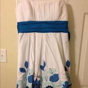 Cute spring dress! Great for Easter!!