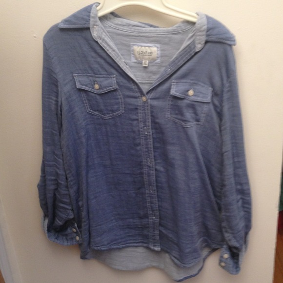 Relaxed spring summer button down top