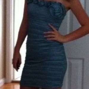 Turquoise strapless dress