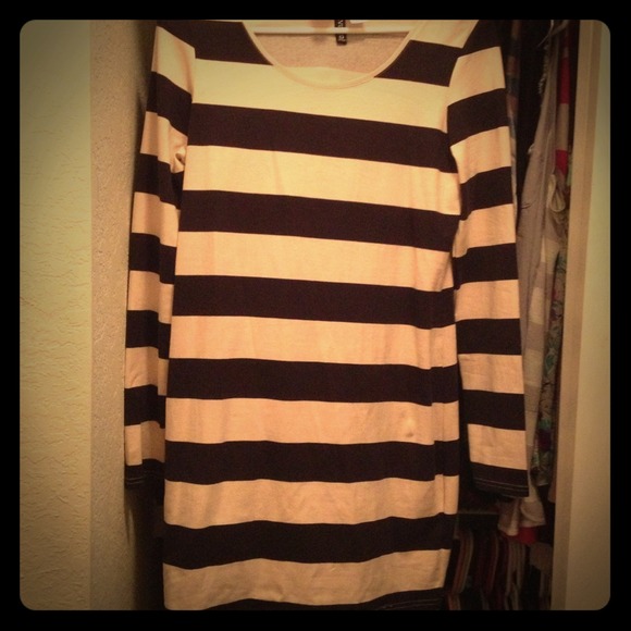 🎈Reduced🎈H&M Form fitting dress