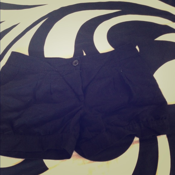 ⛔BUNDLED⛔Black shorts