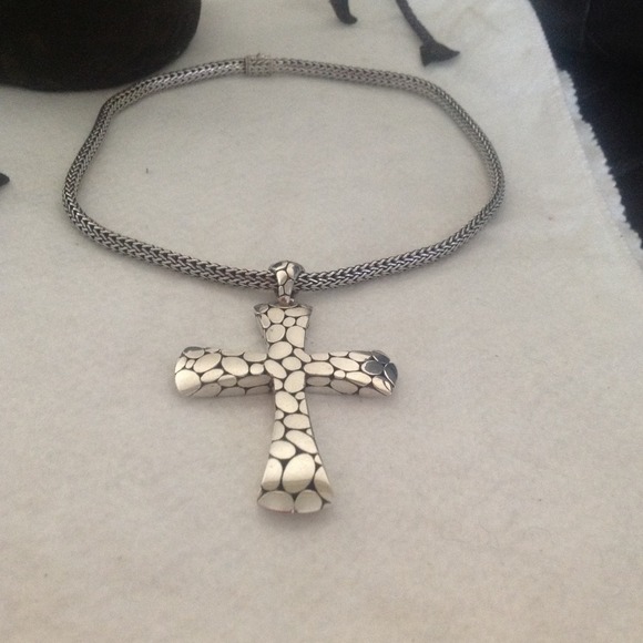 John Hardy necklace & cross