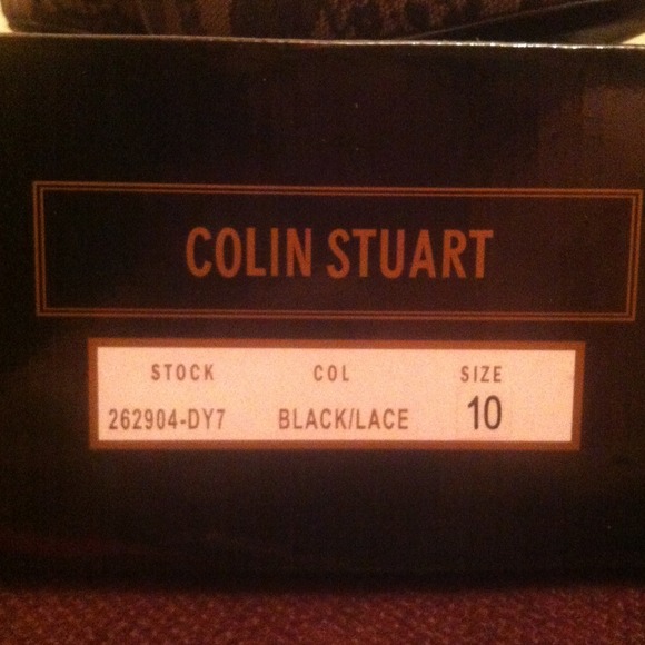 Colin Stuart Lace Pumps - Picture 2 of 4