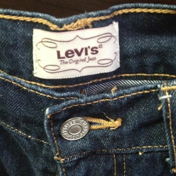 Jeans - Picture 3 of 4