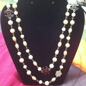 Beauriful CC necklace!(RESERVED)