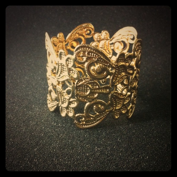 Gold cuff