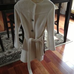Ivory wool peak coat REDUcEd!