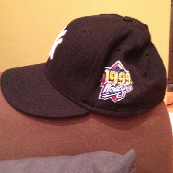 New York Yankees Cap.