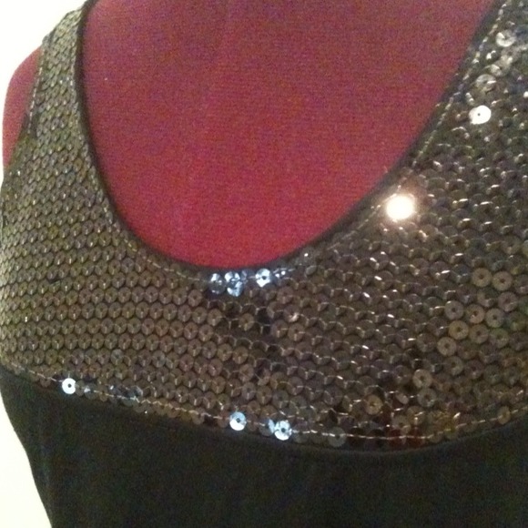Fun sequin lightweight dress, Express sz XS - Picture 3 of 4