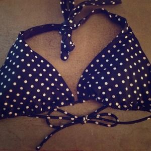 🚫SOLD🚫to Ritaz143 Polka Dot VS Swimsuit