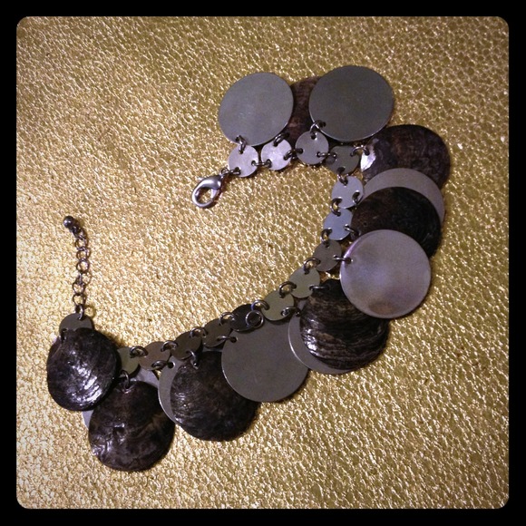 Gorgeous Shell & Silver "Clapper" Bracelet!
