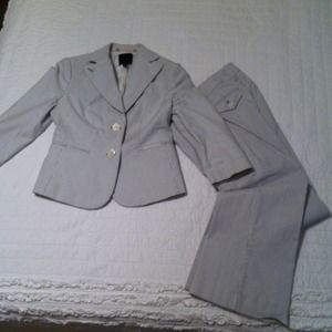 Bundle for @lizanne 1103! Seersucker suit