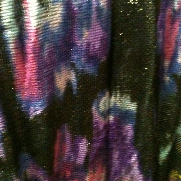 Multi colored scarf - Picture 3 of 3