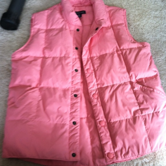 Lands end pink puffer vest