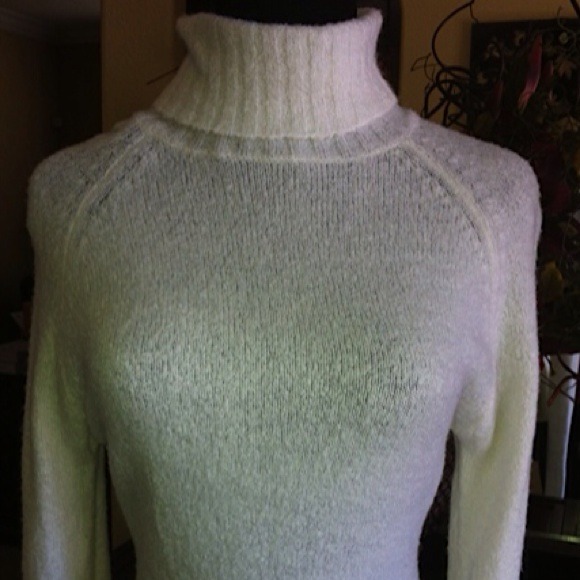White Sweater - Picture 2 of 2