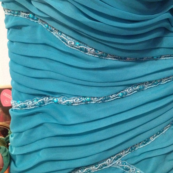 Strapless teal dress - Picture 2 of 4