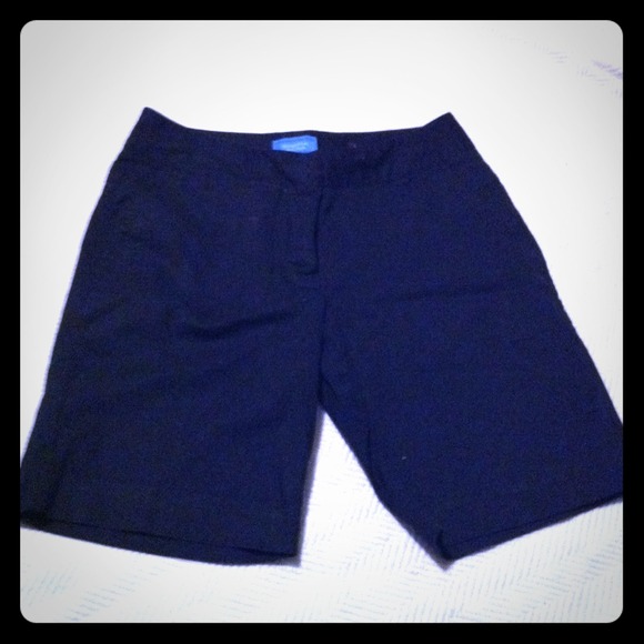 Vera Wang shorts. Size 6. REDUCED