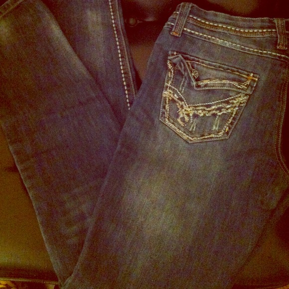 Karma Blue skinny jeans.