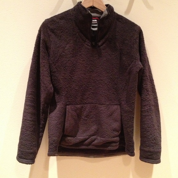 The northface sweater