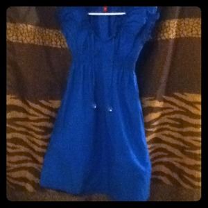 Blue dress with side pockets