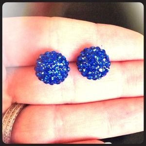 Blue crystal earrings