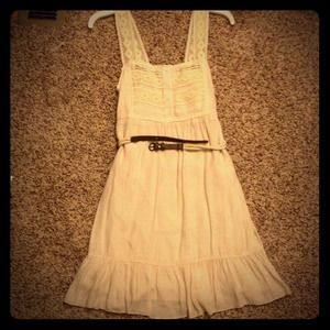 Cute vintage dress!