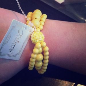 Yellow bead bracelet