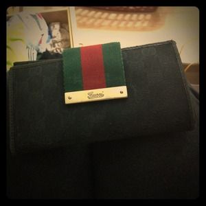 100%authentic Gucci Wallet