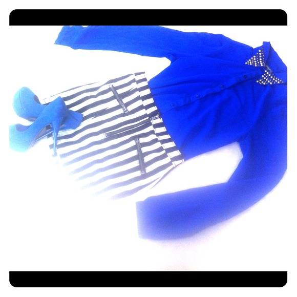 Studded long sleeve, stripped skirt, blue pumps