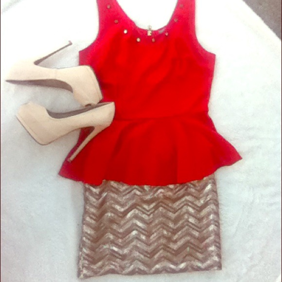 Skirt, Top, Heels 💋