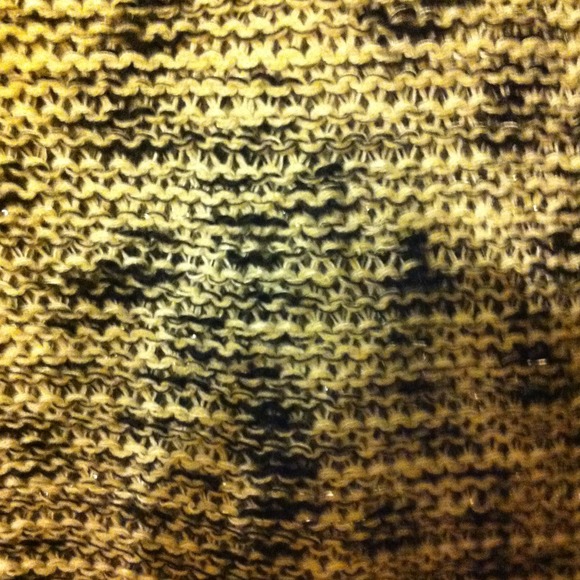 Sold in bundle! - Picture 2 of 2