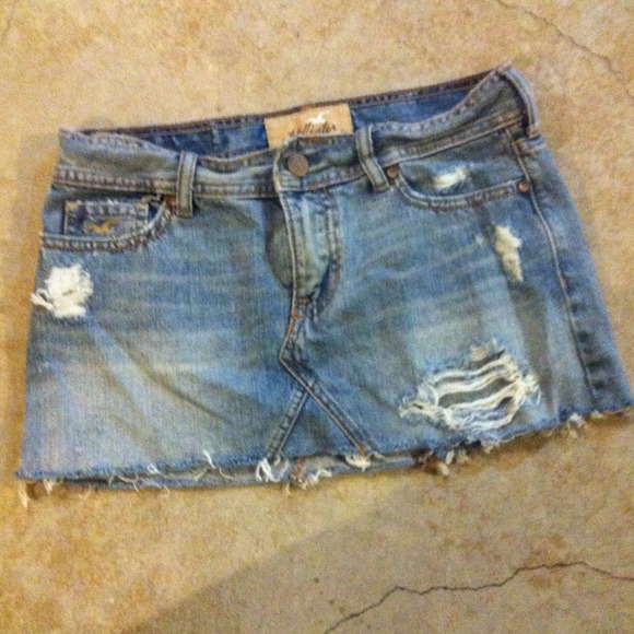 Hollister Co weathered denim skirt