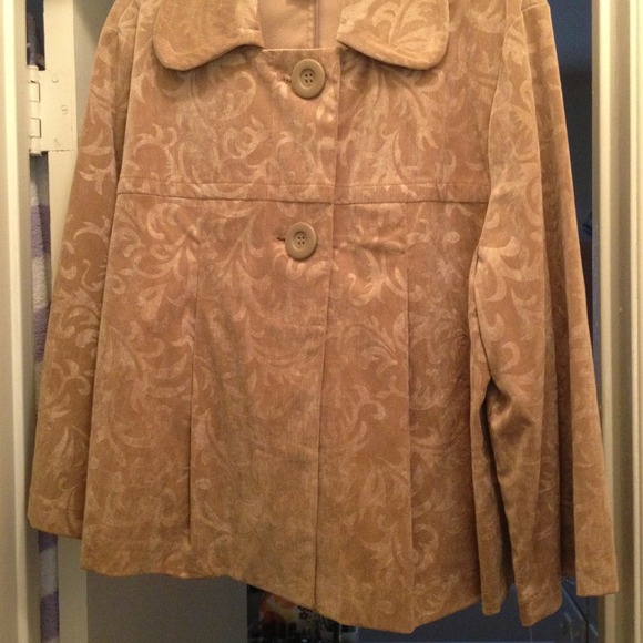Tan Jacket - Picture 3 of 4