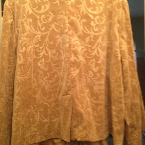 Tan Jacket - Picture 4 of 4