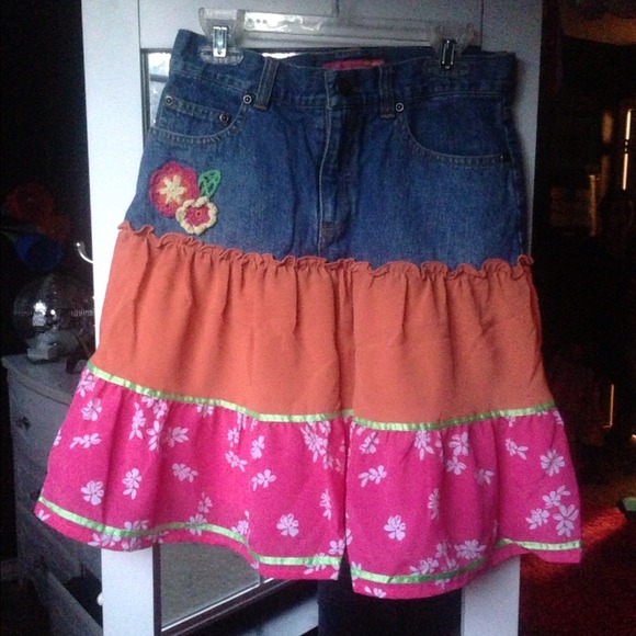 🔴SOLD🔴Ruffled jean skirt