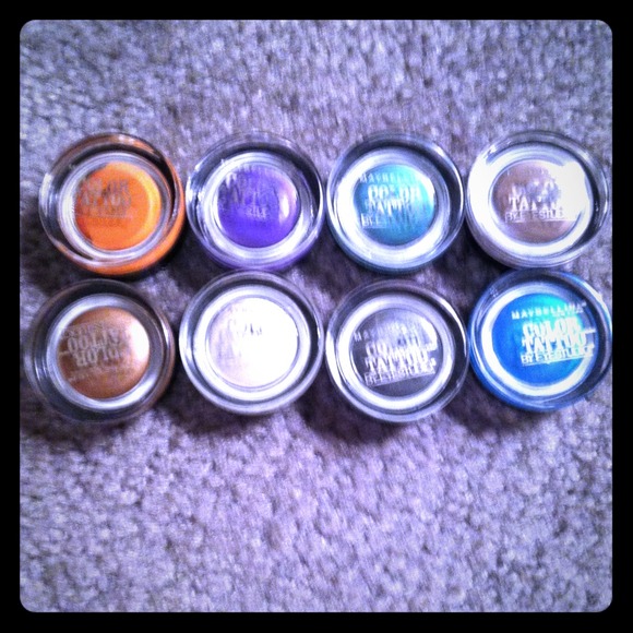 Maybelline color tattoo 24 hr eyeshadow pots